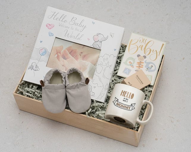 Albümlü Bebek Kutusu