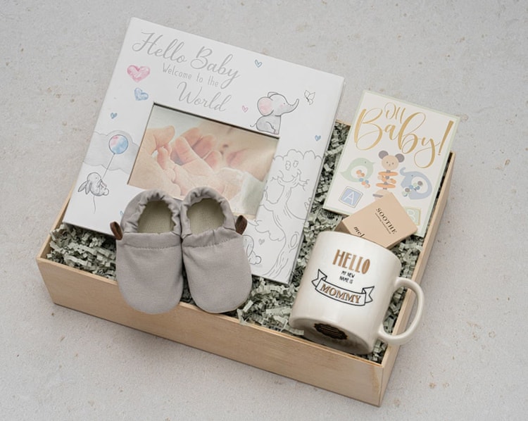 Albümlü Bebek Kutusu