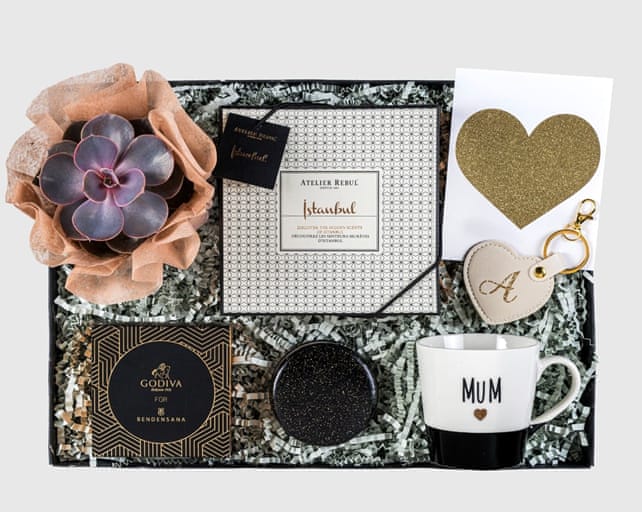 Altın Kalpli Şıklık Hediye Kutusu