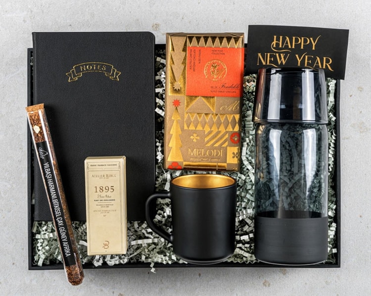Black Gold Premium Yılbaşı Hediye Kutusu