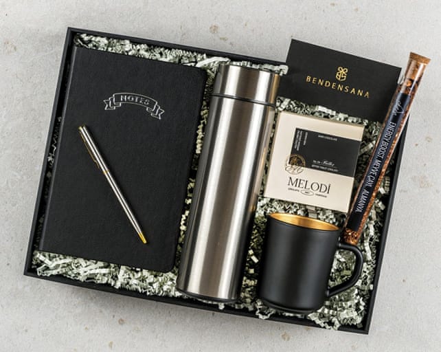 Black Silver Hediye Kutusu