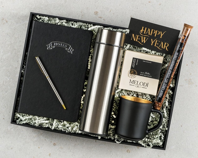 Black Silver Premium Yılbaşı Hediye Kutusu