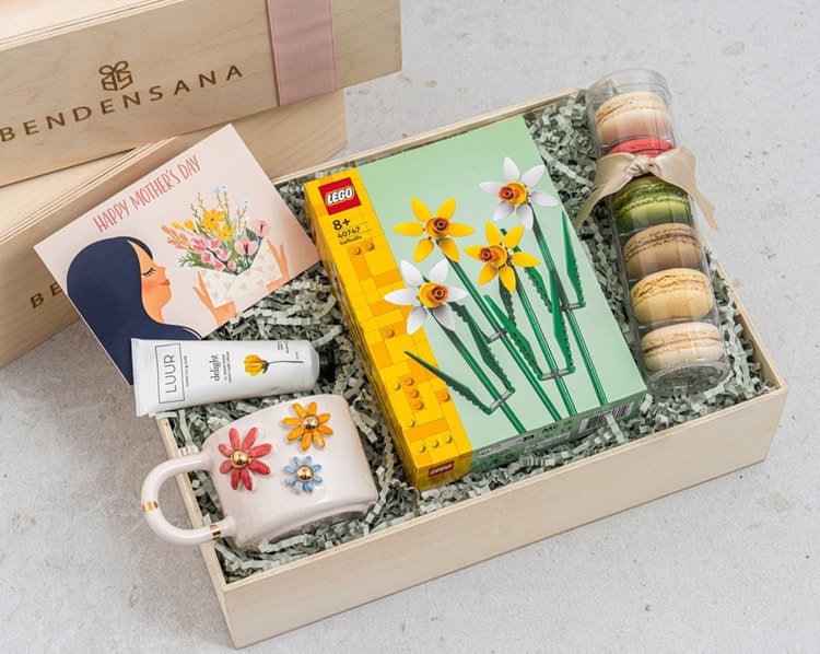 Botanik Anneler Günü Hediye Kutusu