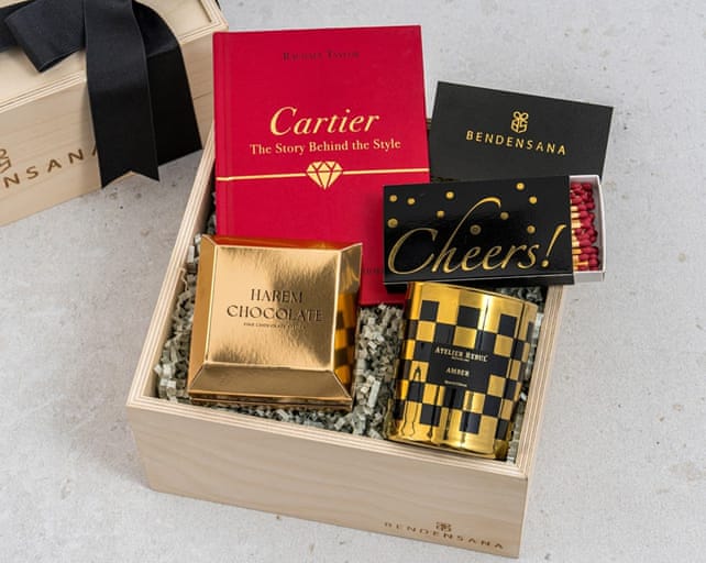 Cartier Kitaplı Hediye Kutusu