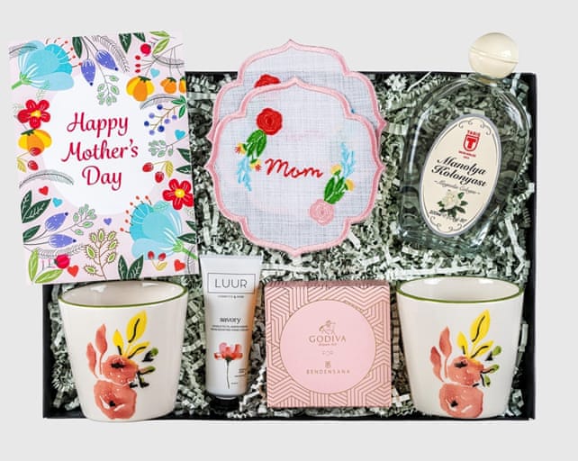 Çiçek Sever Anneler Günü Hediye Kutusu