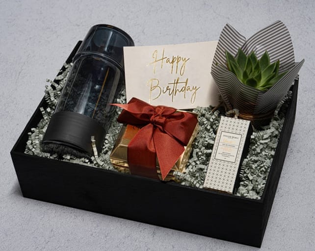 Hoş Doğum Günü Hediye Kutusu