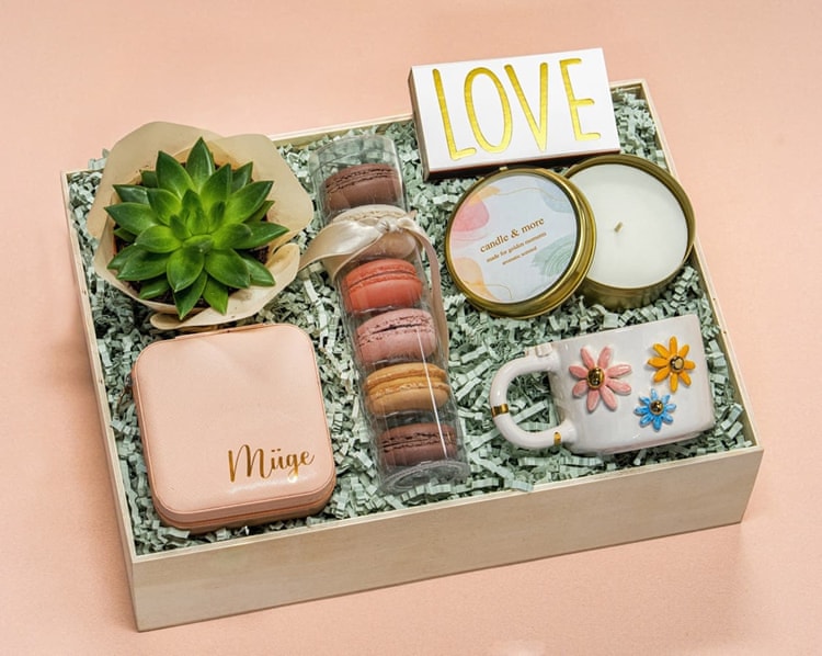 İsme Özel Çantalı Hediye Kutusu