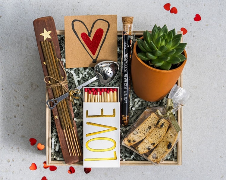 Kalpten Hediye Kutusu