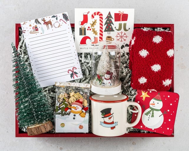 Kardan Adam Yılbaşı Hediye Kutusu