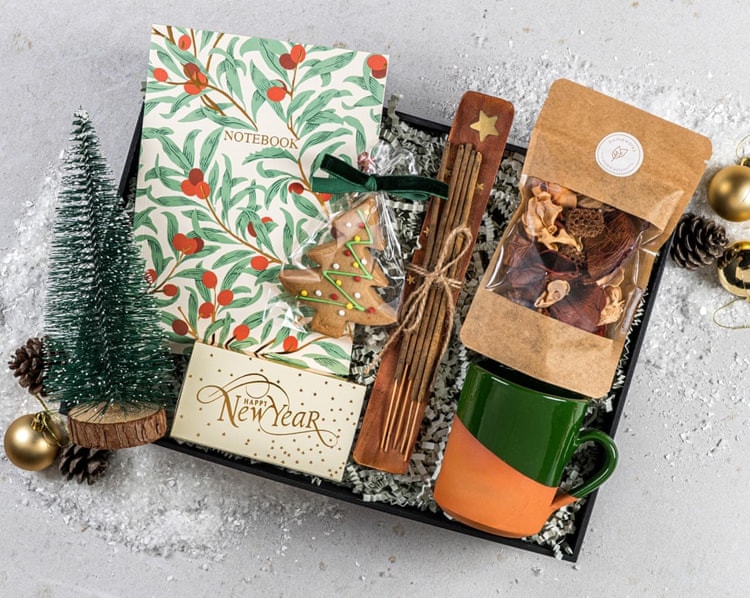 Naturel Yılbaşı Hediye Kutusu