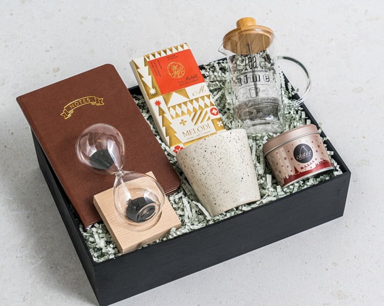 Ofis Seti Premium Yılbaşı Hediye Kutusu