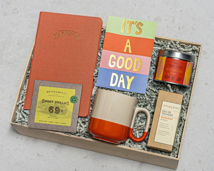 Renkli Gün Hediye Kutusu