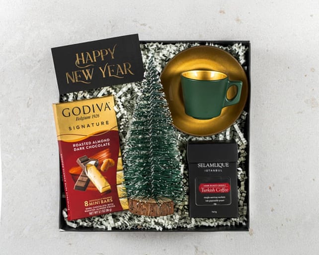 Sade Şık Yılbaşı Hediye Kutusu
