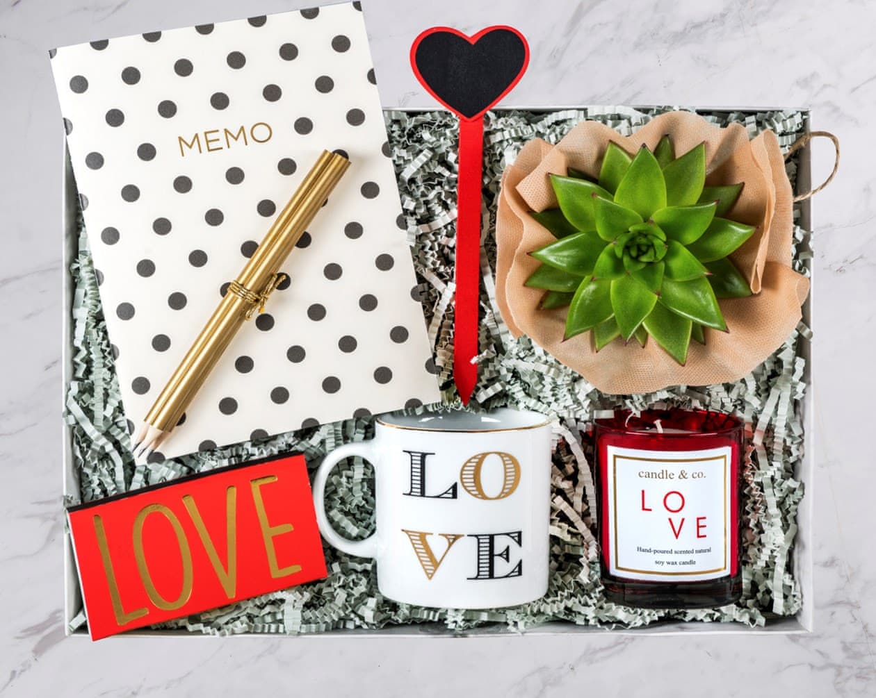 Sevgi Dolu Hediye Kutusu BendenSana