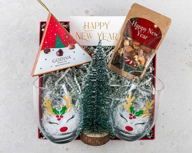 Sevimli Geyik Yılbaşı Hediye Kutusu