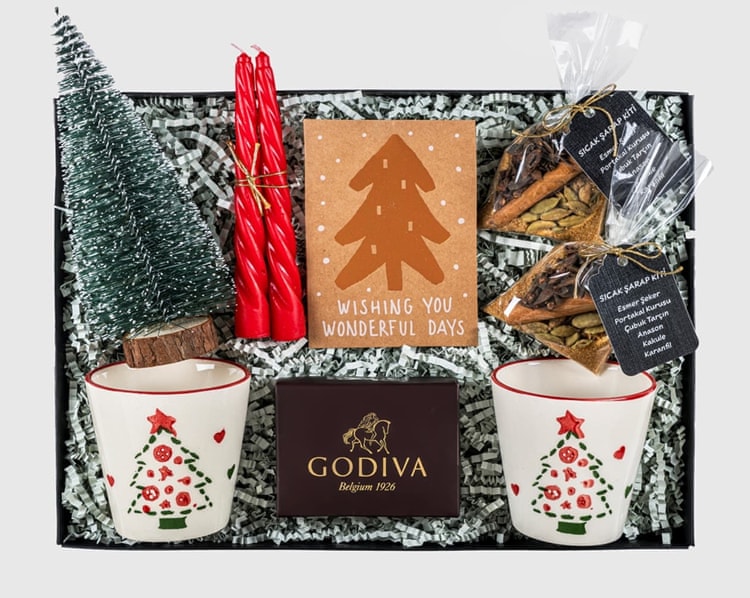 Sıcak Şarap Keyfi Yılbaşı Hediye Kutusu