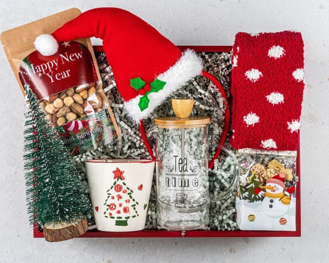 Sıcak Yılbaşı Hediye Kutusu