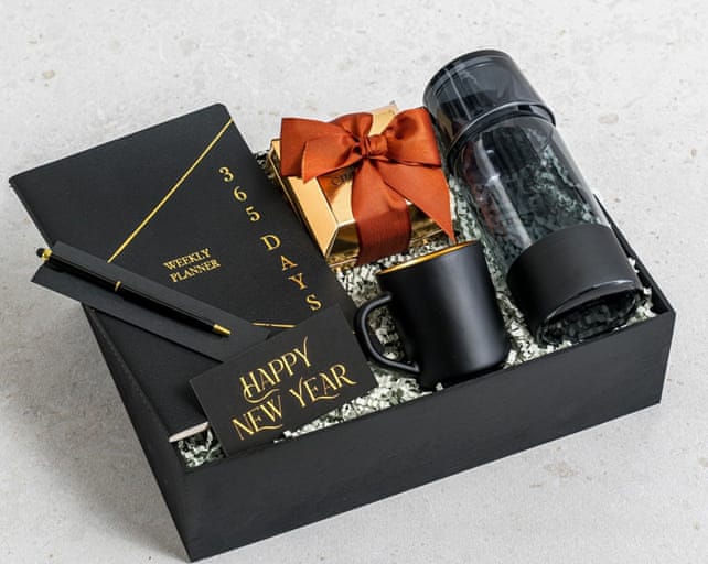 Şık Premium Yılbaşı Hediye Kutusu