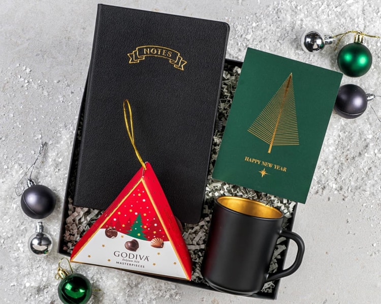 Siyah Şık Yılbaşı Hediye Kutusu