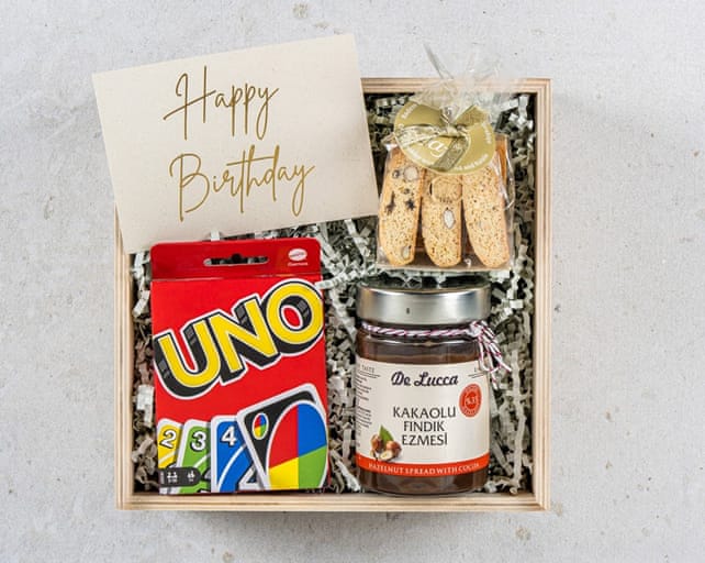 Tatlı Doğum Günü Hediye Kutusu