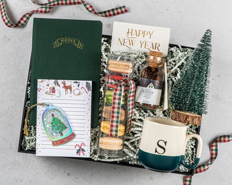 Tatlı Haki Premium Yılbaşı Hediye Kutusu