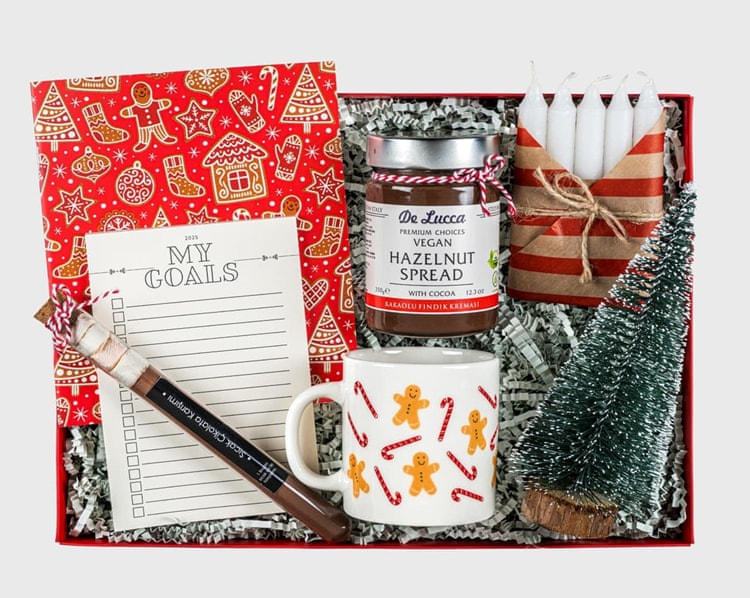 Tatlı Severe Yılbaşı Hediye Kutusu