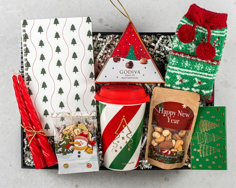 Tatlı Yeni Yıl Yılbaşı Hediye Kutusu