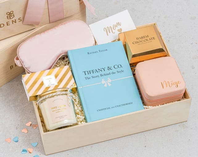 Tiffany & Co Kitaplı Anneler Günü Hediye Kutusu