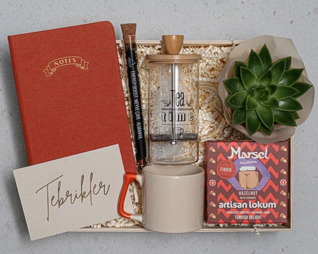 Turuncu Tebrik Hediye Kutusu