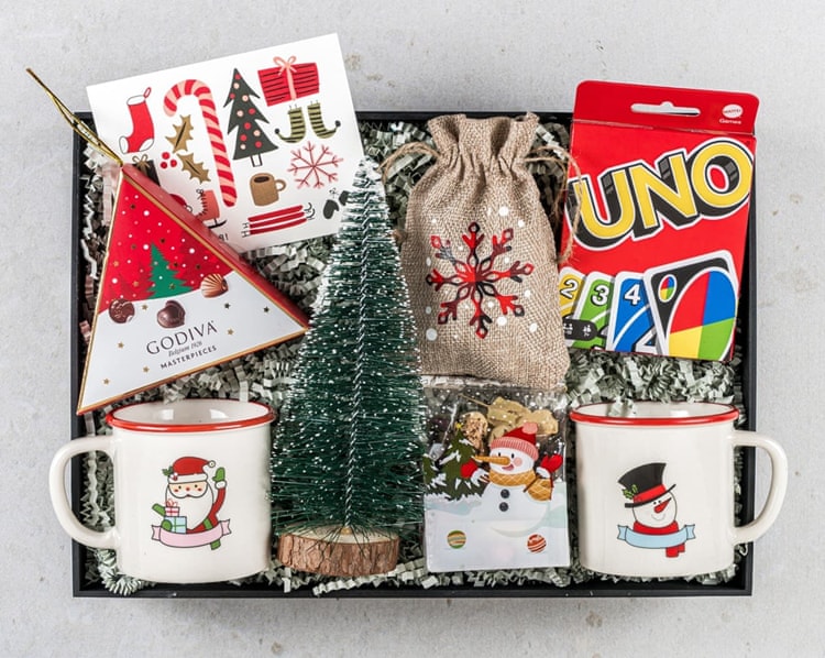 Unolu Yılbaşı Eğlencesi Hediye Kutusu