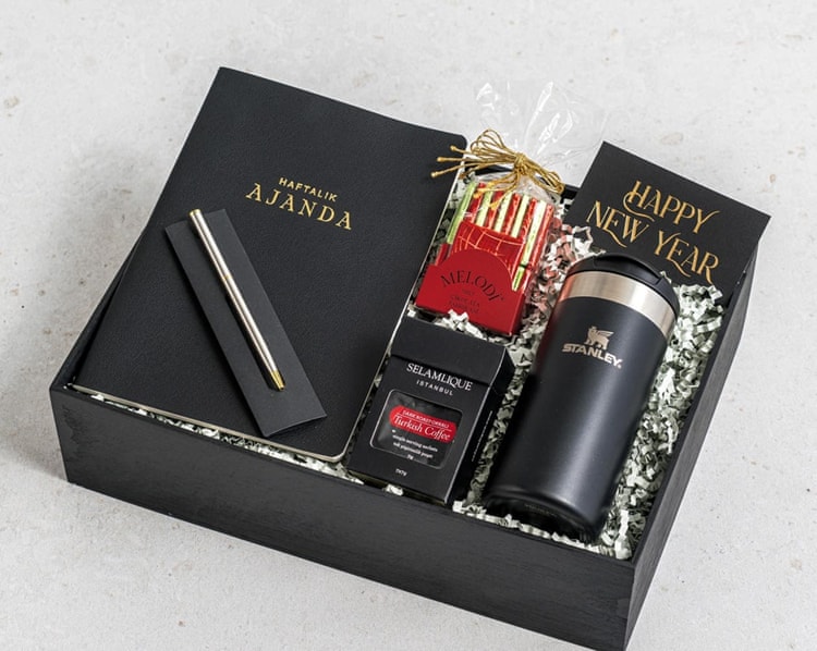 Yılbaşı Sürpriz Premium Yılbaşı Hediye Kutusu