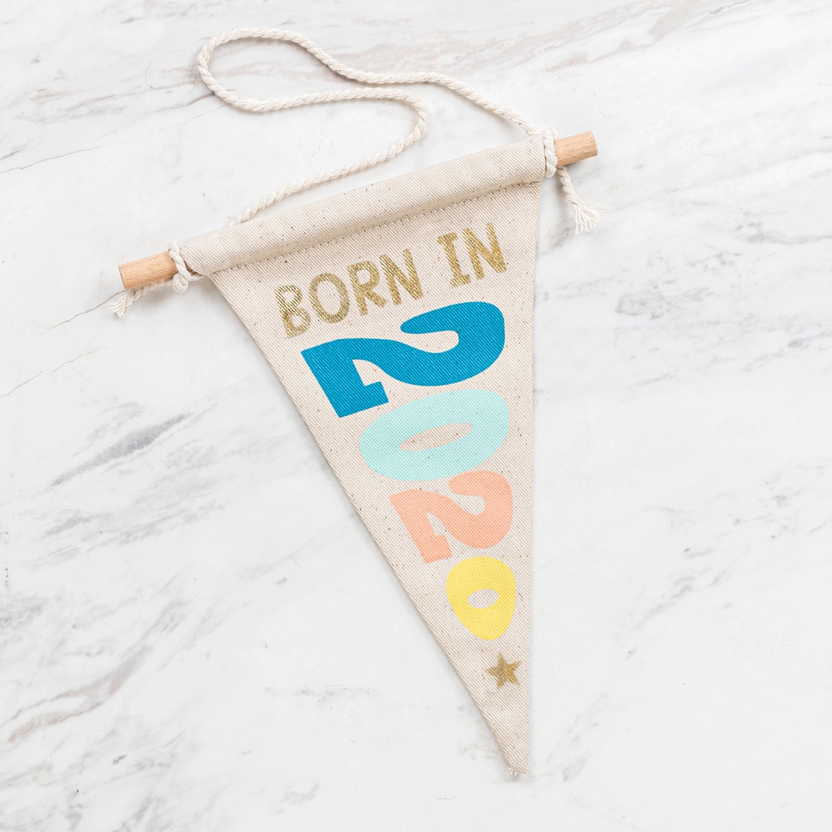 Born In 2020 Kız Bebek Hediye Kutusu BendenSana Born In 2020 Kız Bebek Hediye Kutusu BendenSana