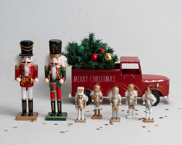 Holiday Season Premium Yılbaşı Hediye Kutusu