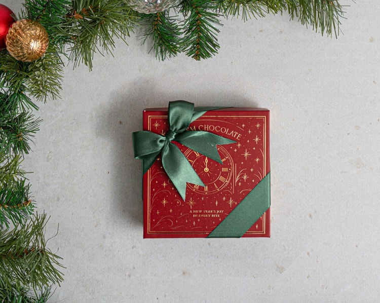 Holiday Season Premium Yılbaşı Hediye Kutusu