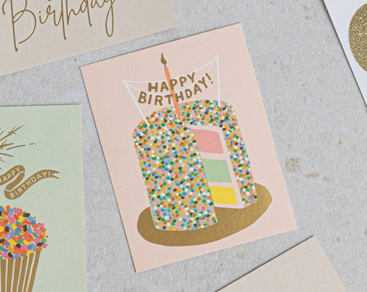 Küçük Sürpriz Hediye Kutusu